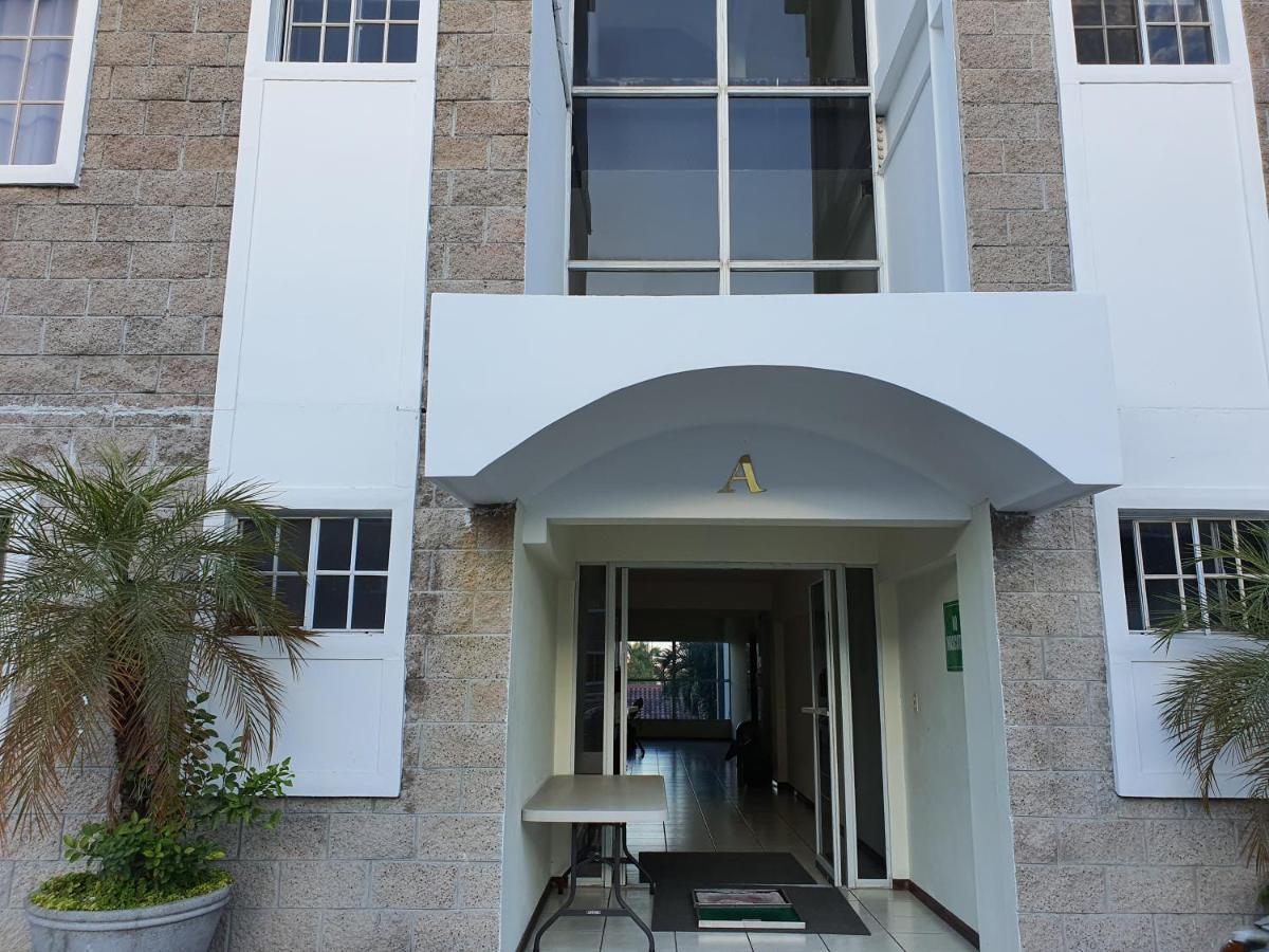 Ferienwohnung San Benito Flats Wifi 50Mg - 4 Huespedes - Parqueos San Salvador Exterior foto